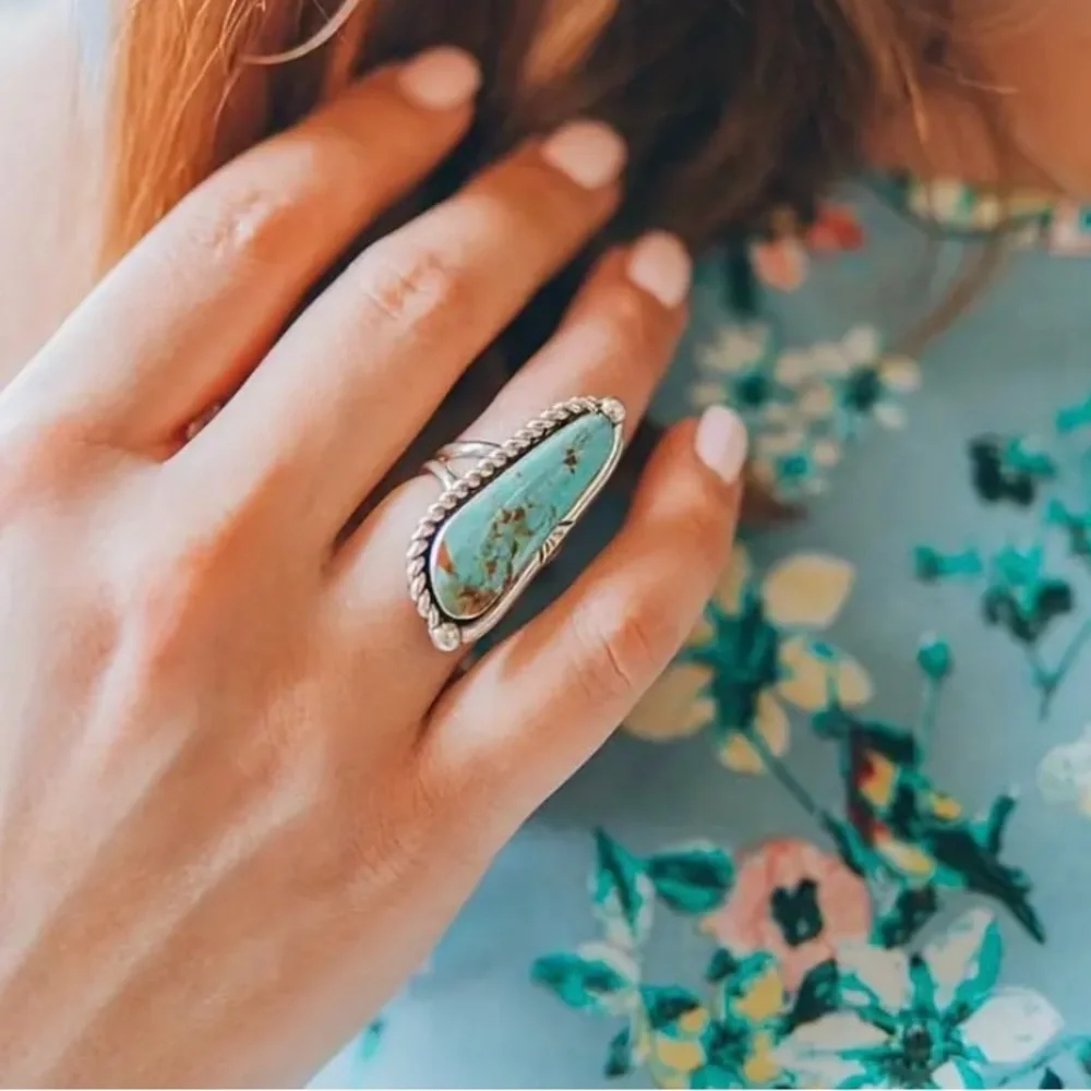 Size 9 Turquoise Statement Silver Ring - Blue Green Gemstone - Picture 3 of 3